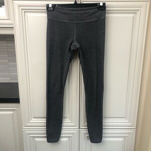 Ivivva by Lululemon girls reversible leggings 🍋